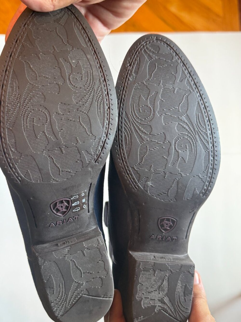 Ariat Navy Blue Suede Boots Women's size 9 - Picture 4 of 4